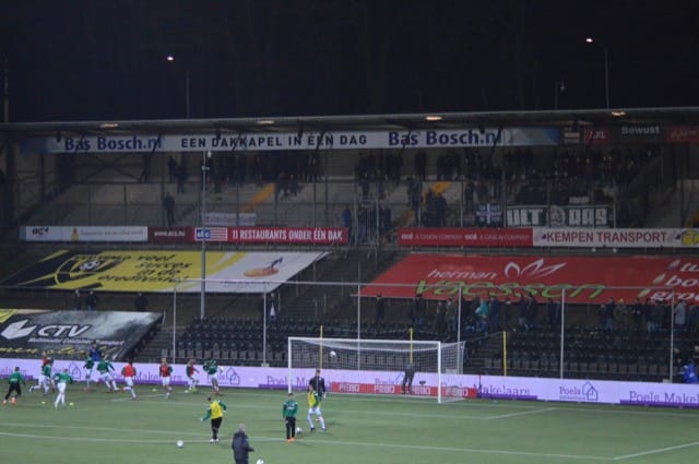 VVV boekt eenvoudige zege op Helmond Sport na merkwaardige rode kaart