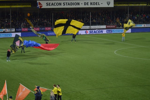 Zinderende apotheose tussen Emmen en Telstar, De Graafschap zeker van play-offs